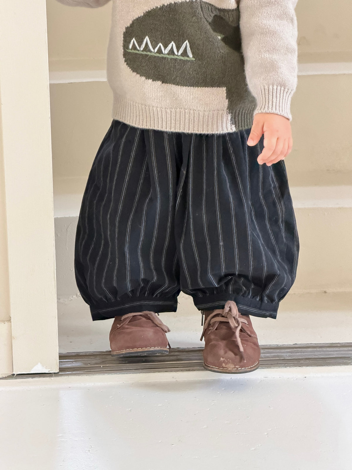 ストライプバルーンパンツ