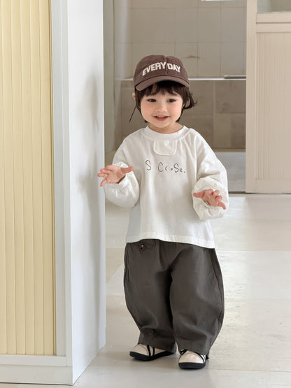 ロゴプリント長袖Tシャツ