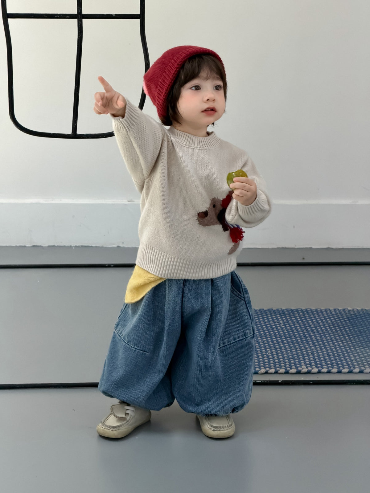 タック入りバルーンデニムパンツ